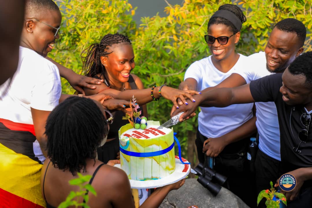 VeronVera2020's tweet image. @arralodges isn&apos;t just a lodge, it&apos;s a full destination.

It&apos;s perfect for families, lovers, backpackers, destination events &amp;amp; school tours.

From sports fishing to ferry crossing, they offer services for every clientele. #VisitWestNile |#ExploreUganda
#GoldenPosts