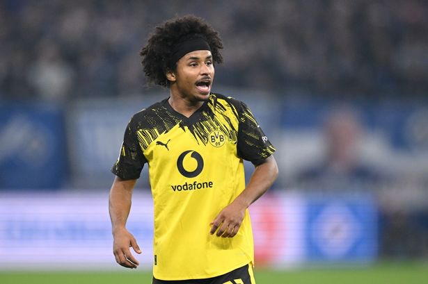 🚨🚨|| BREAKING: #MUFC are pushing for BOTH Baleba &amp; Stiller this Jan. Sources confirm Man Utd are imminent in this process the club wants both midfielders to strengthen the core of Amorim’s squad. 

All links with Adeyemi are completely fake just a tactic to improve his contract