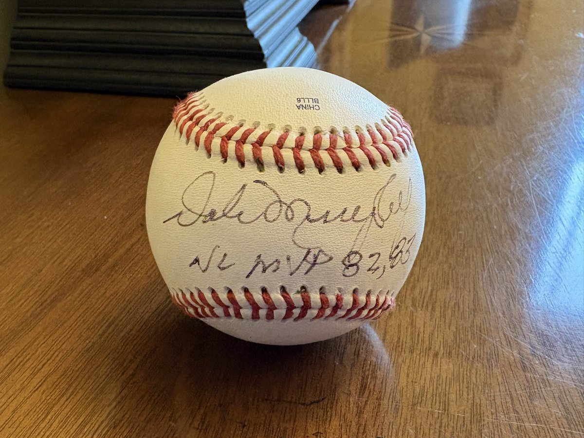 👇🏻👇🏻👇🏻 Proud to be on Team <a href="/DaleMurphy3/">Dale Murphy</a>. 😎 He’s such a class act who totally merits a place in the <a href="/baseballhall/">National Baseball Hall of Fame and Museum ⚾</a>.