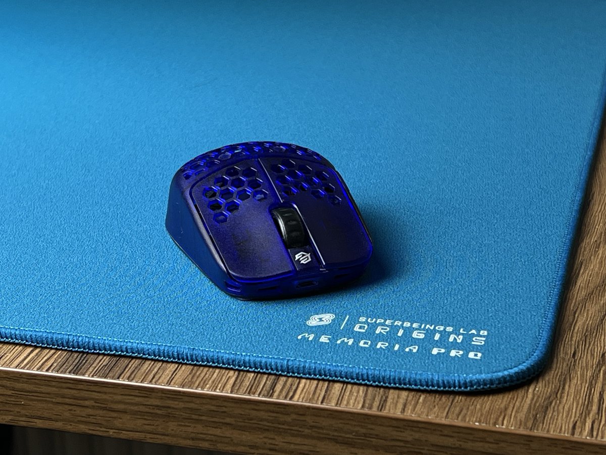 extstatic's tweet image. shades of blue 💙