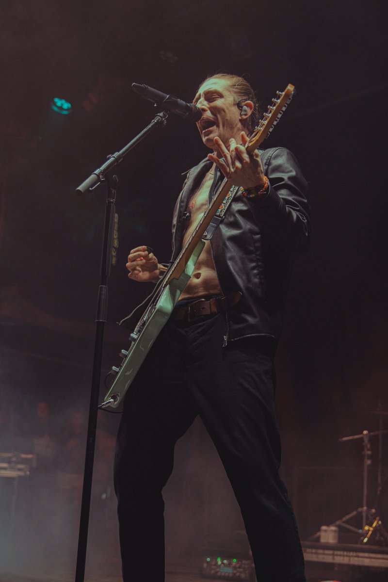 some more <a href="/ArrowsinAction/">Arrows in Action</a> photos 🥰