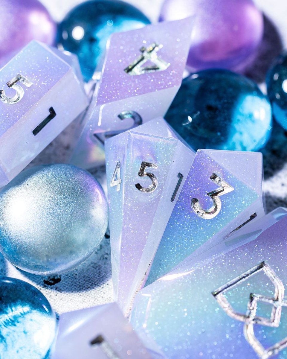 dispeldice's tweet image. ☾Moon Prism☾

Immerse yourself in this stunning 7-Piece Jewel Shaped Dice Set featuring a gleaming lavender foundation and an iridescent finish ✨

#dice #dnd #ttrpg #dicegoblin #dispeldice