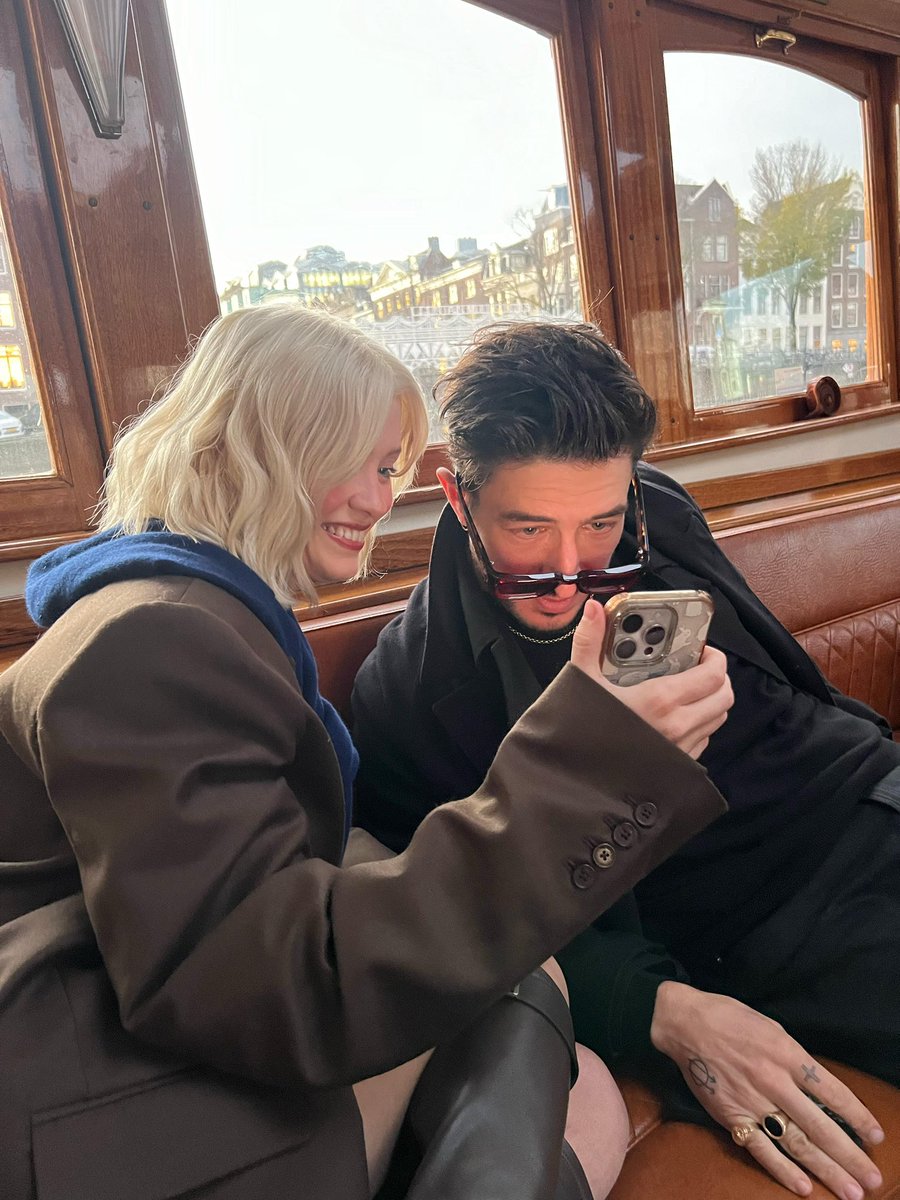 maisiehpeters's tweet image. say my name in your sleep out now!!! the third taste of the new album - wistful, nostalgic, a little angry, but also accepting. making it with marcus mumford was the start of a very special collaboration. tell me your fave lyrics/moments!!!

listen: maisiepeters.lnk.to/SayMyNameInYou…