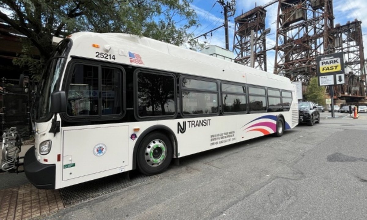 METROmagTweet's tweet image. 📣 Beginning Dec. 1, @NJTRANSIT will take over the No. 12 Broadway Route in Bayonne, replacing service previously run by Broadway Bus Company.

#NJTTRANSIT #BusService #PublicTransportation #METRO