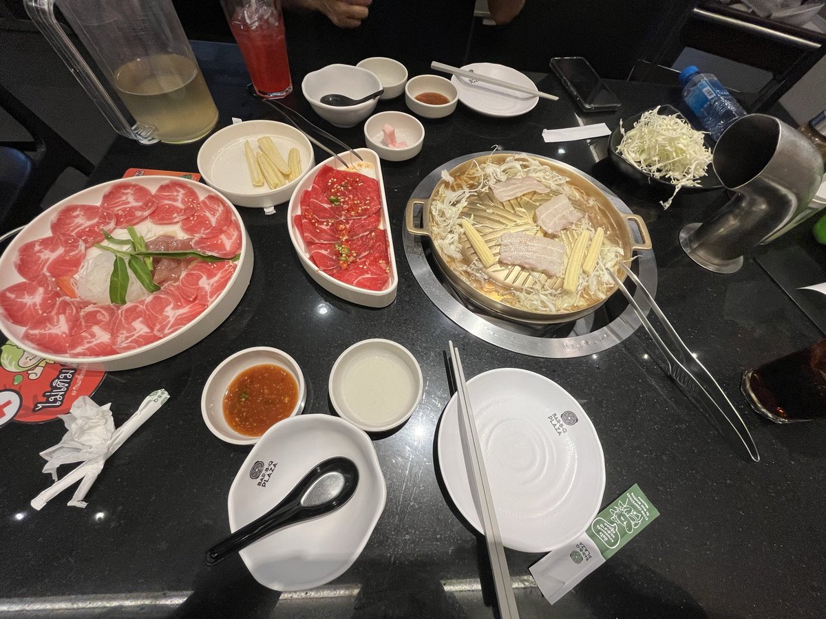 ②シンエヴァみたいな海上の廃墟
③セントラル チョンブリー
④Bar B Q Plazaでタイ式焼肉(ムーガタ)を食うなど