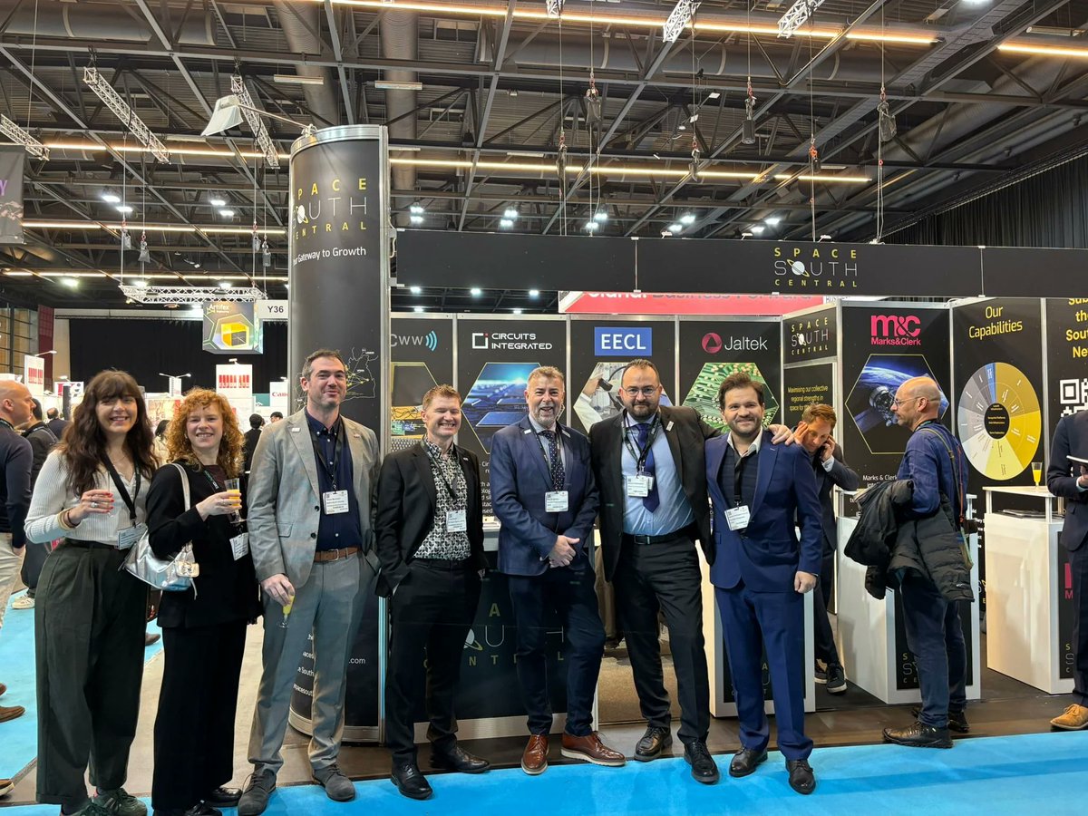 spacegovuk's tweet image. We&apos;re delighted to welcome Circuits Integrated to the @spacesouthcntrl cluster! 

Their expertise in compound semiconductor and silicon technologies will strengthen the UK&apos;s space manufacturing sector and create new opportunities. 🛰️

Read more 👉 spacesouthcentral.com/news/circuits-…