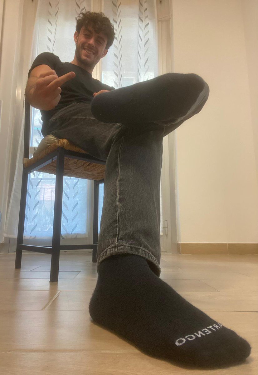 italiancashdom's tweet photo. @SoumisArdent2 @_str8Gods @slave_here @PromoJacked @GemnasRosales @MASTERS_PROMOS @HouseofMo_world @promocion_pies @HellGodsPro I fuck your wallet hahaha https://t.co/6gXGJzWcNS
