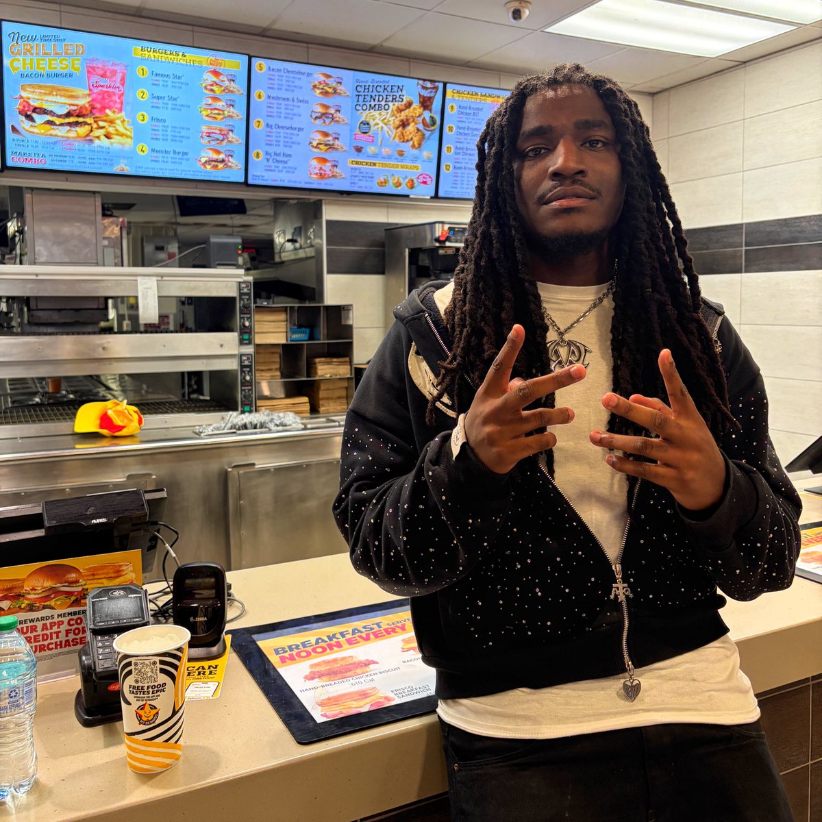 Davo Migo tweet media