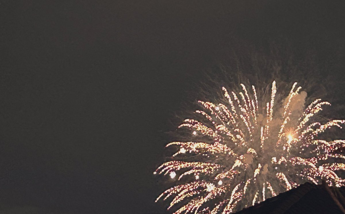 ruru15_Spring's tweet image. たくさんのすきと
たくさんのきらいで
たまに頭の中がぐちゃぐちゃになる