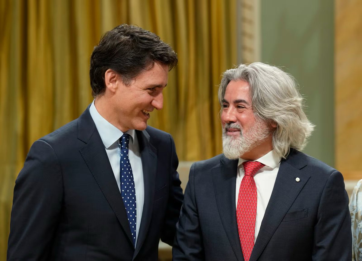 Donc si j’ai bien compris, le chef du Parti Libéral du Québec « aurait payé » les gens pour qu’ils votent pour lui? 

Je me demande où il a bien pu « apprendre » à faire ça!

Indécrottable Québec.

*