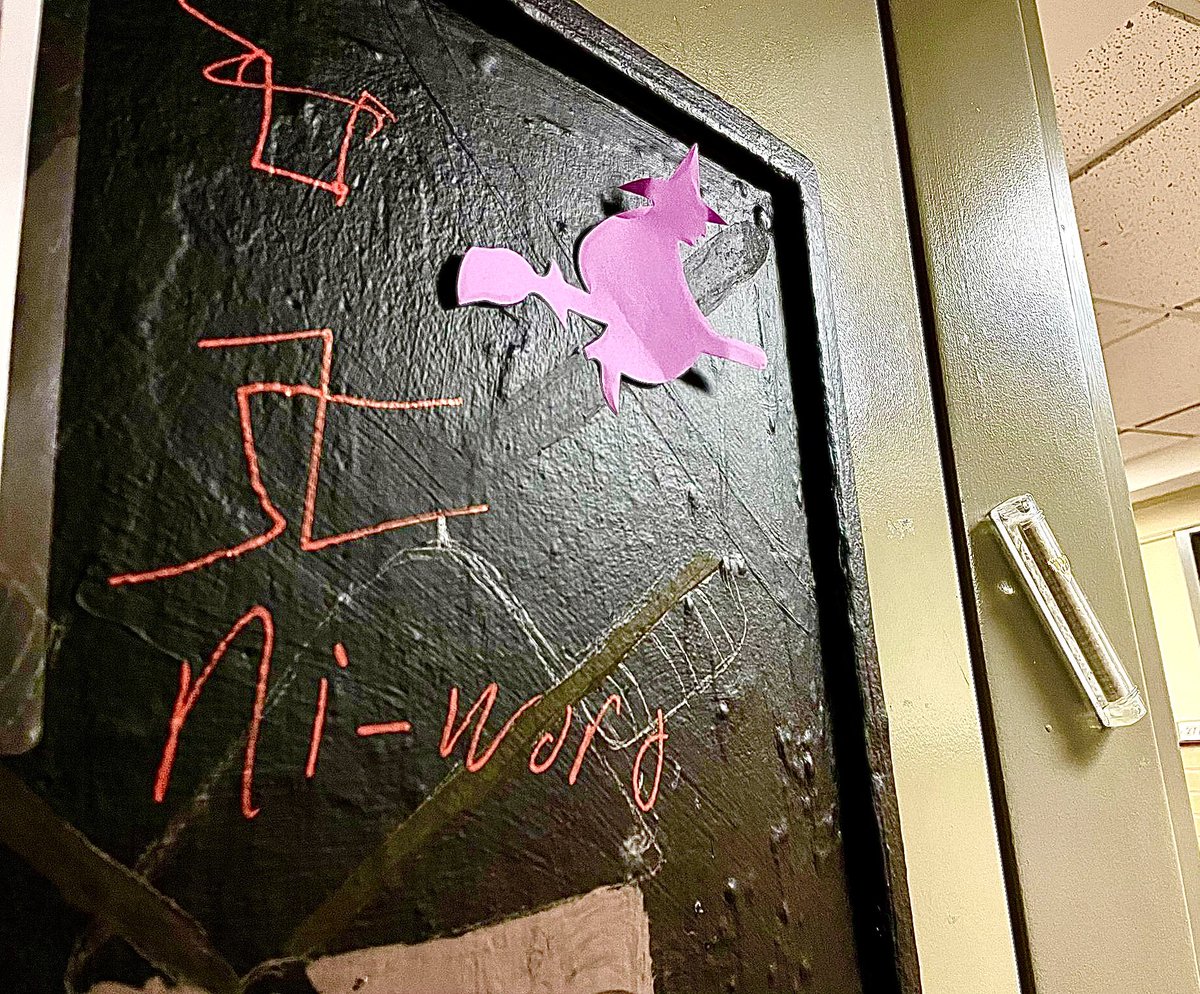 DahliaKurtz's tweet image. A Jewish student at University of Guelph woke up to hate and incitement against her. 

Administration has allowed this hate on its campus for more than two years. 

Why don’t you protect your vulnerable students @uofg?