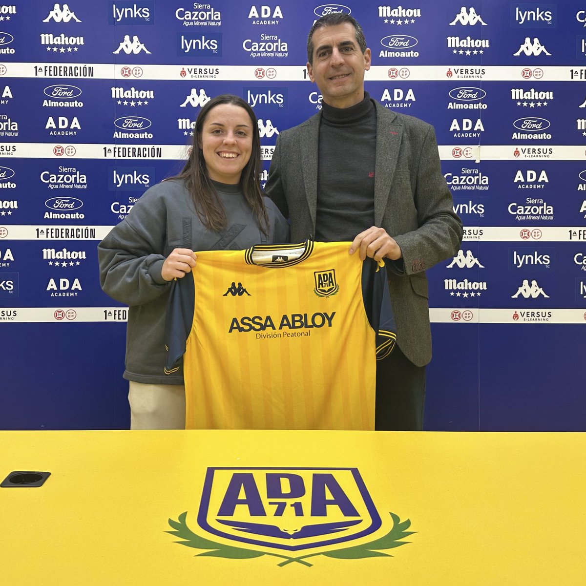 Antes de su marcha fuera de España por trabajo, hemos querido aprovechar para despedir a Noelia, nuestra jugadora del senior femenino, una de las tres futbolistas que llevaba en el club desde la creación del equipo

¡Muchas gracias por tantos años y suerte en tu nueva etapa! 💛😍