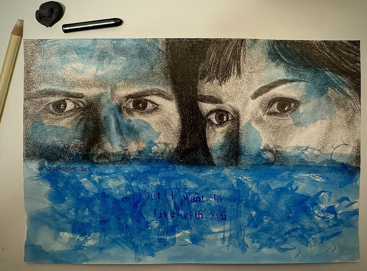 sarasfanarts's tweet image. Colors of #Severance tribute number 4:
blue 🩵🦋🪼💧

I was torn between this shot and Mark with balloons for this piece, but tbh even if I already drew this, this frame owns my heart. Blue is the most important color of the show, and they’re the most important characters 💙