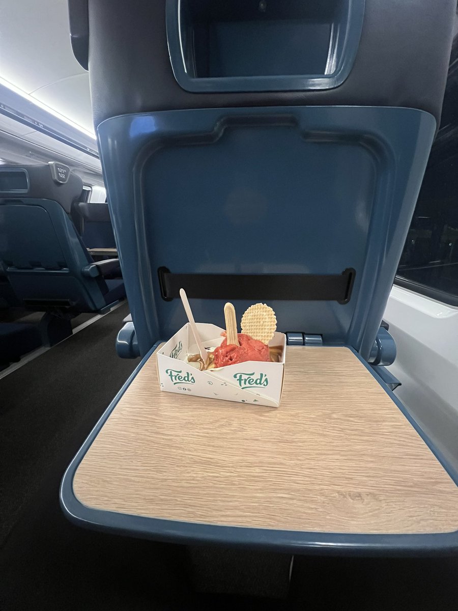 trainworker's tweet image. Fred’s x @train_nomad 😋