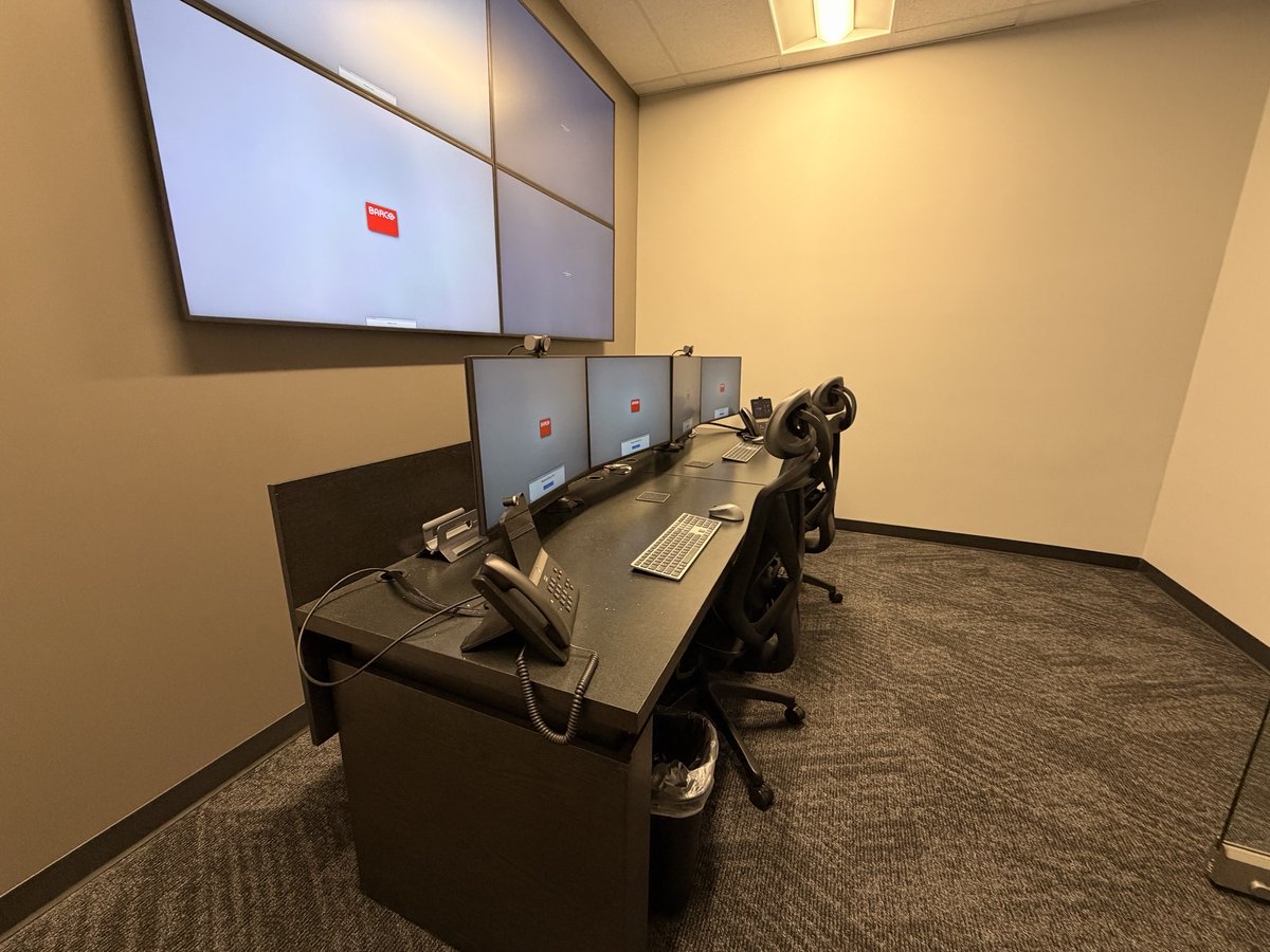 SoundCraftSys's tweet image. If you’re building a control room that demands performance, ergonomic comfort, and clean modern design, check out the Sound-Craft Systems NOC desks.  
#NOC #ControlRoomDesign #lectern #credenza #avtweeps