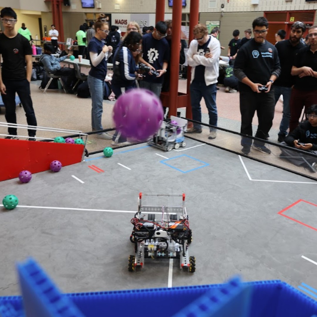 FIRST Robotics Canada tweet media