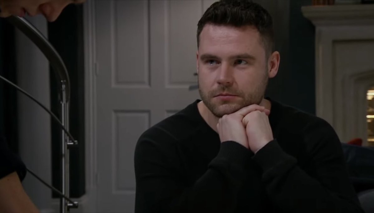 sugdendingles's tweet image. exhibit a, b, c and d