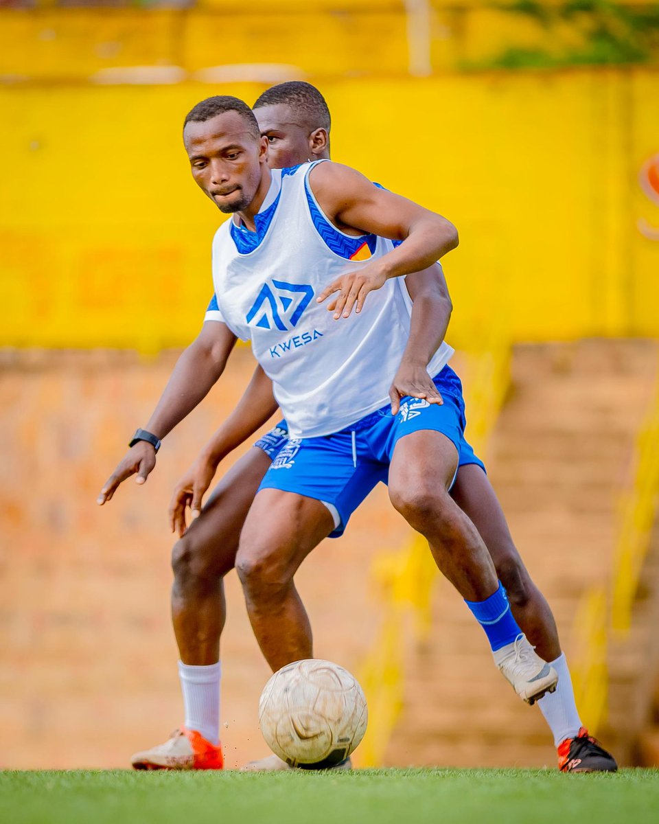 rayon_sports's tweet photo. #RPL || #RAYASK
KU CYUMWERU NI UMUNSI WO GUKOSORA AMAKOSA
Rayon Sports yakoze imyitozo yitegura umukino wโumunsi wa 8 wa @RwandaLeague izakina na AS Kigali kuri Kigali Pele Stadium ku Cyumweru tariki 23 Ugushyingo 2025, Saa 15h00.
Ibuka kwibikaho itike yawe!!!
๐ฐ General 3k | Regular 5k | VIP 10k | VVIP 50k
๐ฑ*669*9#