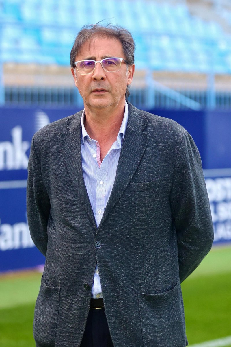 Loren a que no hay huevos a traer al entrenador del colista de 2RFEF. Sujétame el cubata