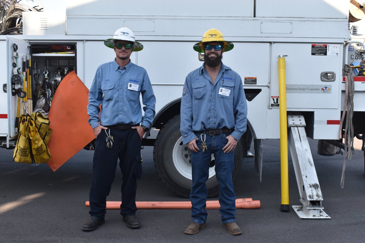 WRECCoop's tweet image. Yesterday, WREC linemen from our Bayonet Point office, Randy Tolle from our Bayonet Point office, and WREC linemen from our One Pasco office participated in multiple Great American Teach-In events! 
#wreccoop #GreatAmericanTeachIn #CommunityFirst