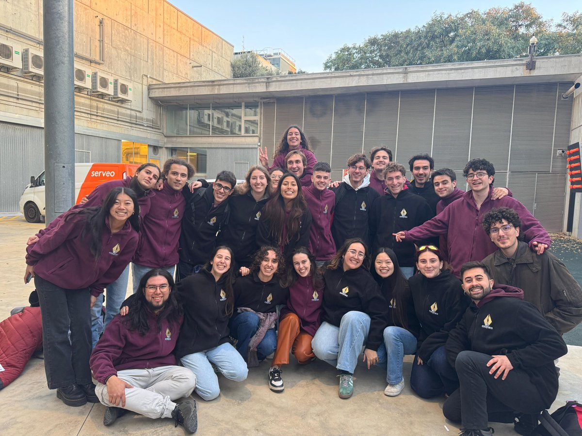 ja tenim aquí els polars grillats! per estar ben abrigadets davant aquesta temporada de fred que arriba ❄️😼