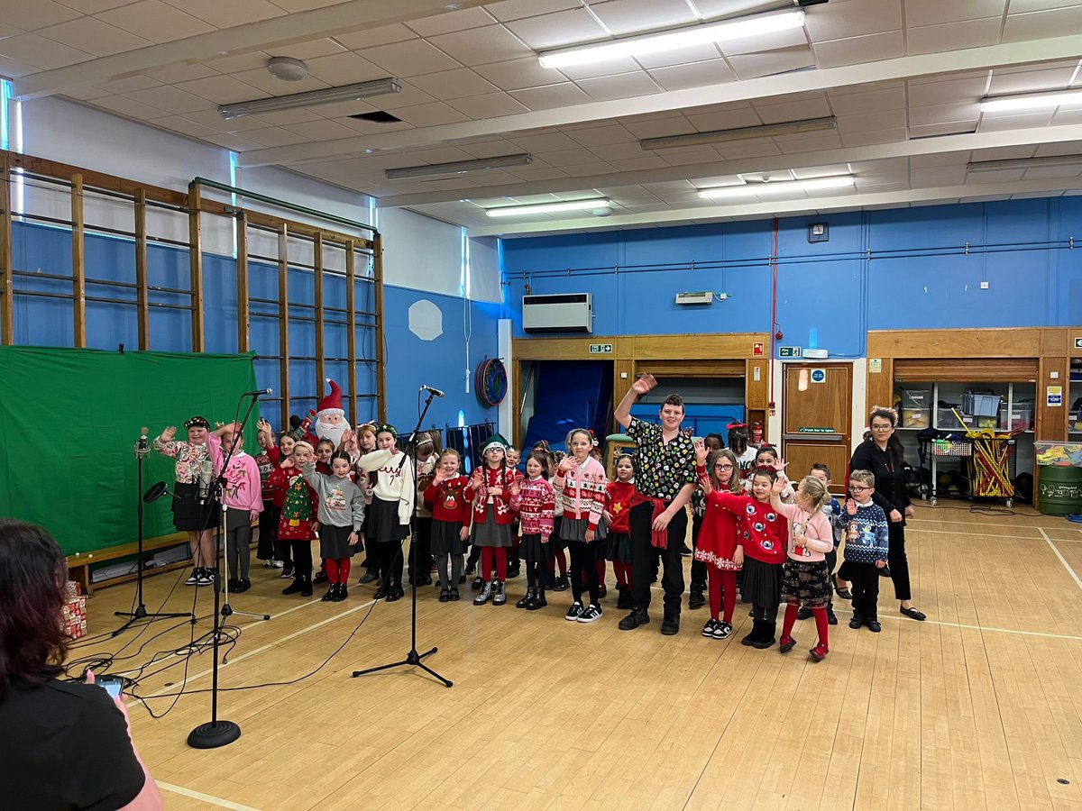 SaintAnthonysPS's tweet photo. We had an amazing time recording the Christmas songs today! Many thanks to our Parent Council for supporting with this. https://t.co/3O57imLmnA