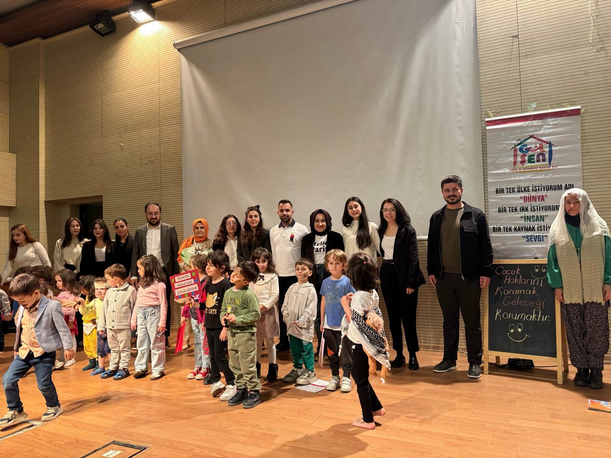 20 Kasım Dünya Çocuk Hakları günü kapsamında baro binamızda Drama Gösterisi gerçekleştirildi. Gösteride emeği geçen Gülşen Kreş öğrencilerine teşekkür ederiz.