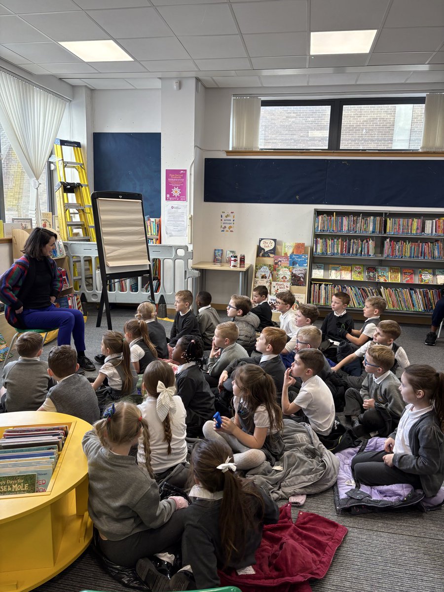StAugustine_PS's tweet photo. To celebrate #BookWeekScotland Room 3 visited Coatbridge Library to meet author and illustrator Helen Kellock. ๐We had a great time listening to her story and then drawing one of the characters! #staugread https://t.co/1qt16PNLlH