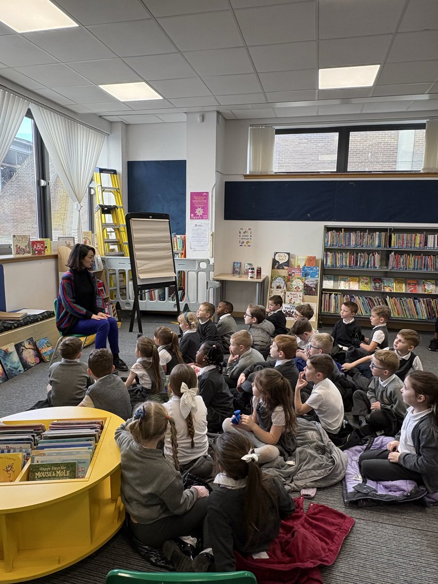StAugustine_PS's tweet photo. To celebrate #BookWeekScotland Room 3 visited Coatbridge Library to meet author and illustrator Helen Kellock. ๐We had a great time listening to her story and then drawing one of the characters! #staugread https://t.co/1qt16PNLlH