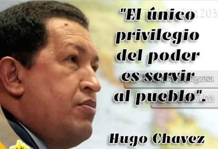 PaolaMendoza10's tweet image. Chávez lo dijo clarito: &quot;¡Comuna o Nada!&quot; Diez años después seguimos en la pelea porque la Revolución no se negocia ¡Comuna o Nada, compadre!
#ComunaONada
