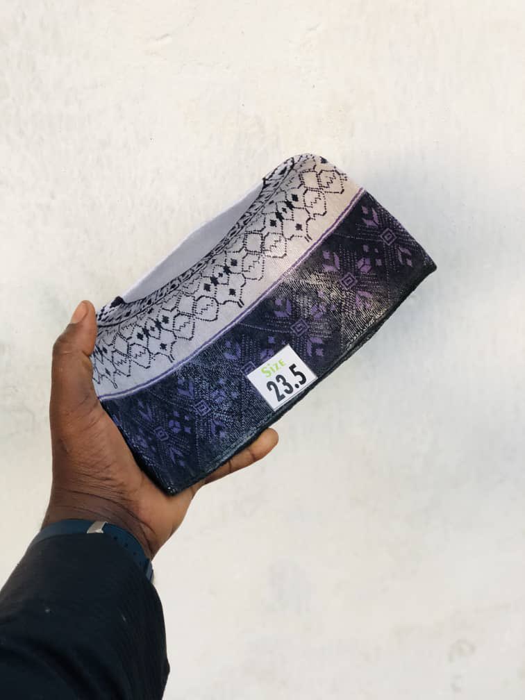 shariffshattima's tweet photo. Can we get a repost, please 🙏🏽 

₦28,000 - ₦35,000

Thread… https://t.co/DRxcLqBIeY
