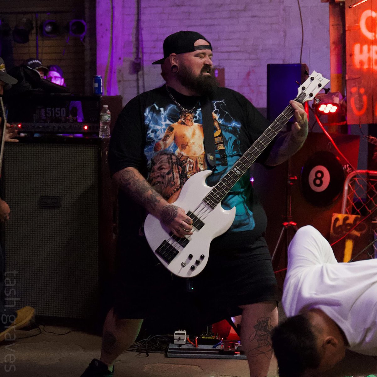 GrovesIsGod's tweet image. I think @Zillafatu would fuck with this shirt