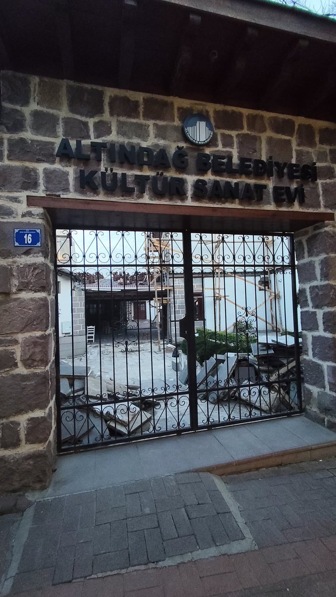 #VeyselTiryakiNeyhane ‘ye kilit vurdu, balyoz vurdu, mühür vurdu.
<a href="/DrVeyselTiryaki/">Dr. Veysel Tiryaki</a> <a href="/nasuhigungor/">Nasuhi Güngör</a> <a href="/FUATUGUR/">Fuat Uğur🇹🇷</a> <a href="/altindagbel/">Altındağ Belediyesi</a> <a href="/Selami__Altinok/">Selami Altınok</a> <a href="/AliYerlikaya/">Ali Yerlikaya</a> <a href="/hasandogan/">Hasan Doğan</a> <a href="/ikalin1/">İbrahim Kalın</a> <a href="/nowhaber/">NOW HABER</a> <a href="/mansuryavas06/">Mansur Yavaş</a> <a href="/dbdevletbahceli/">Devlet Bahçeli</a> <a href="/nahyabey__/">Muhammed Nur Nahya</a> <a href="/haluklevent/">Haluk Levent ( Ahbap Ekibi )</a> <a href="/ahbap/">Ahbap</a> <a href="/hakanhanozcan/">Hakan Han ÖZCAN 🇹🇷</a> #neyhane <a href="/Haber/">Haber</a>