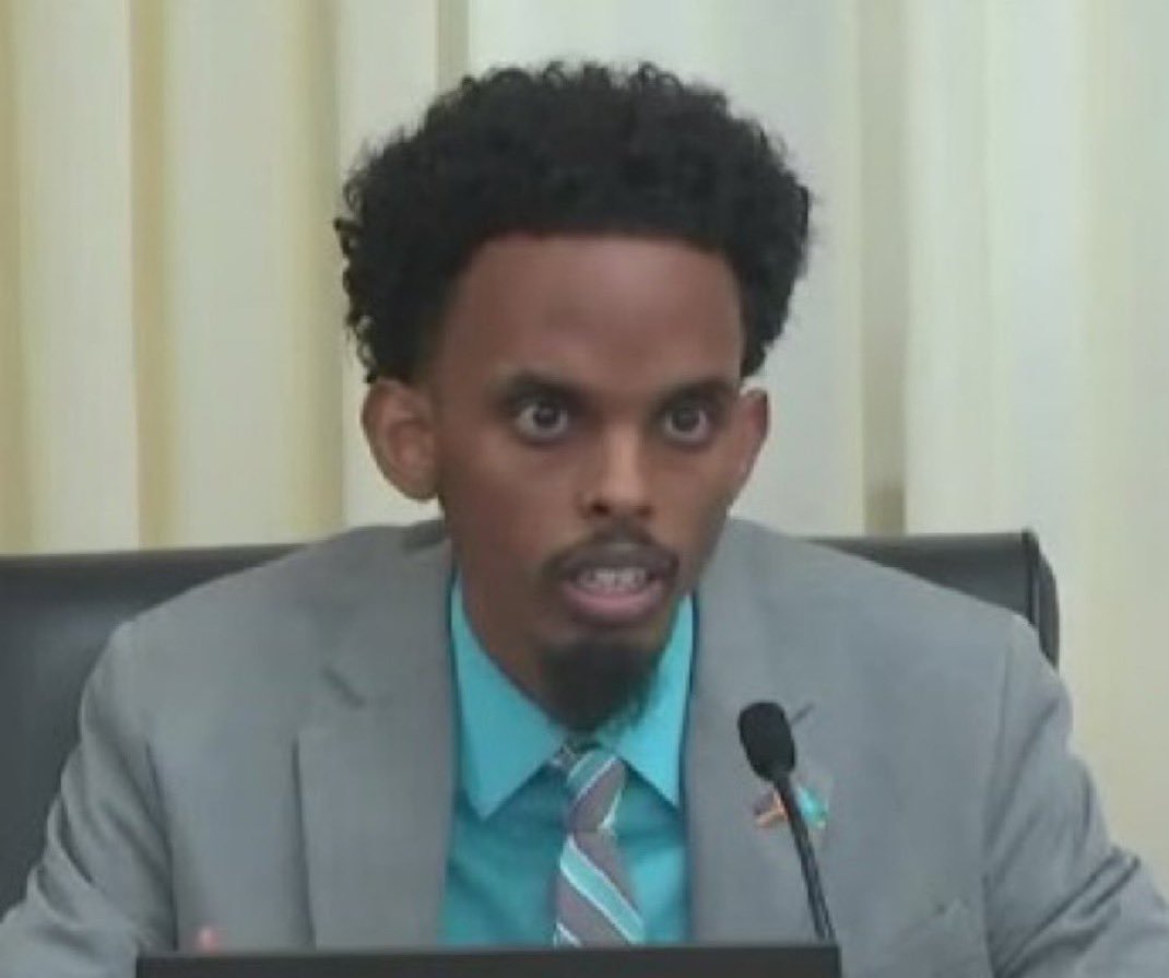 AntiCultMemes's tweet image. Are you okay with Islamic people being allowed to hold congressional seats?