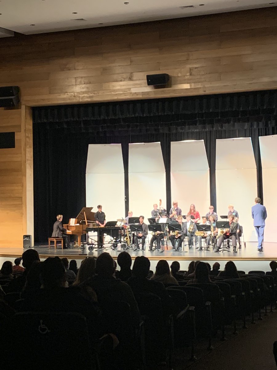 Mead HS Bands tweet media