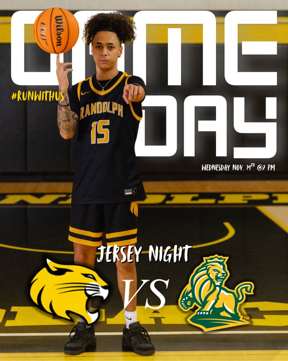 ⚫️🟡Game Day at Home