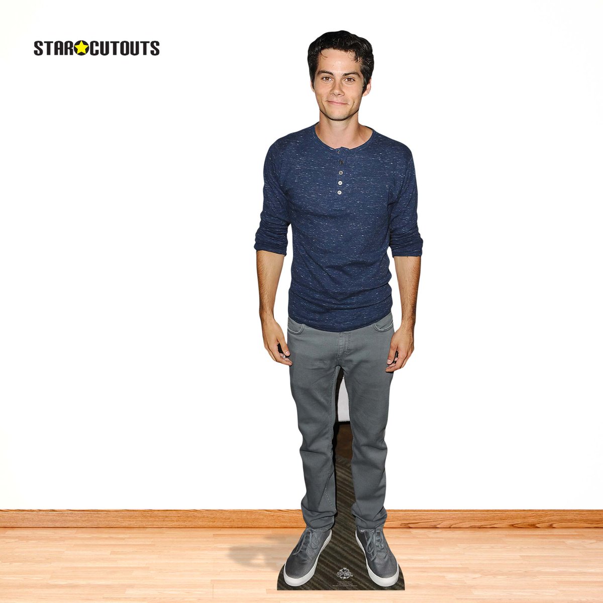 Jarasanghersong's tweet image. 💚 Fan Favourites Incoming!
Love Joe Keery? Dylan O’Brien? Same — and now you can have them on your wall! Perfect for fan caves, parties or the ultimate Christmas surprise.

Superheroes, singers, TV icons… Star Cutouts has everyone.
#JoeKeery #DylanOBrien #CollectorsCutouts