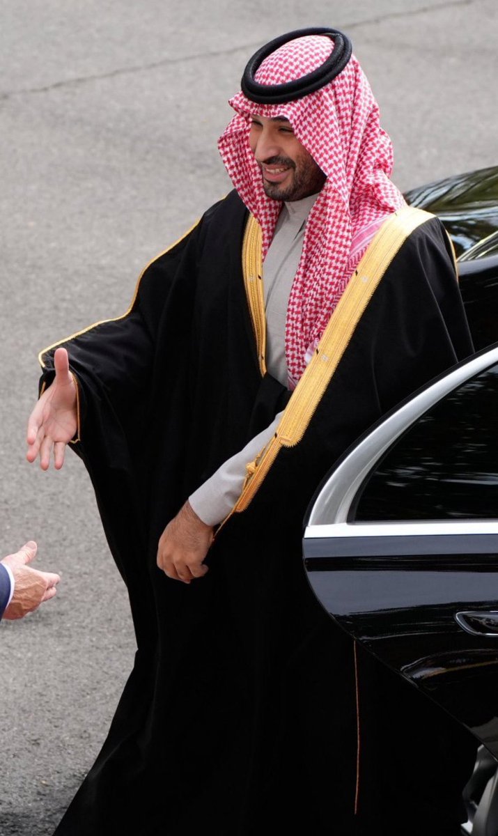 <a href="/Badermasaker/">بدر العساكر Bader Al Asaker</a> الله يبارك لنا في جهوده وعساه علي القوه قلوبنا ودعواتنا مع سمو #ولي_العهد 💚