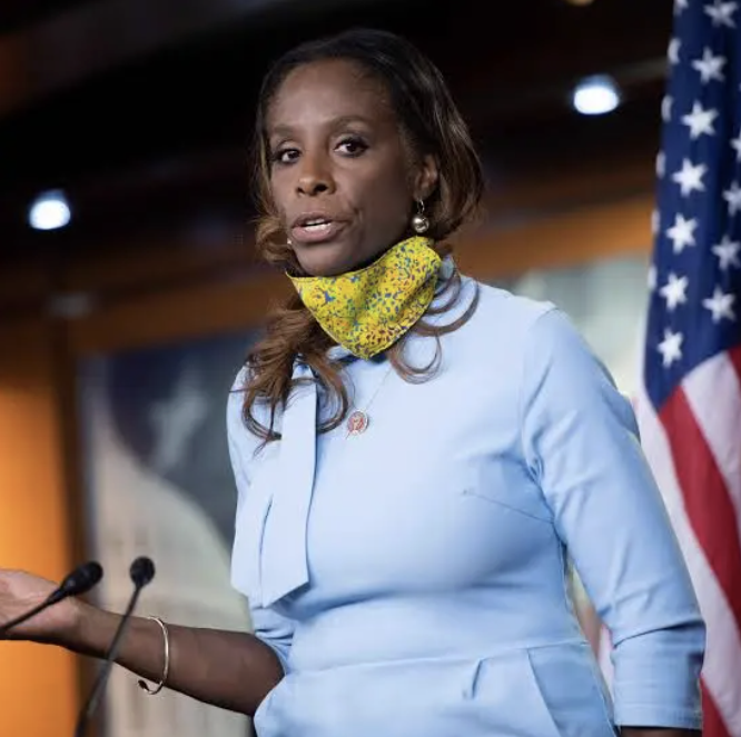 Stacy is Right tweet media