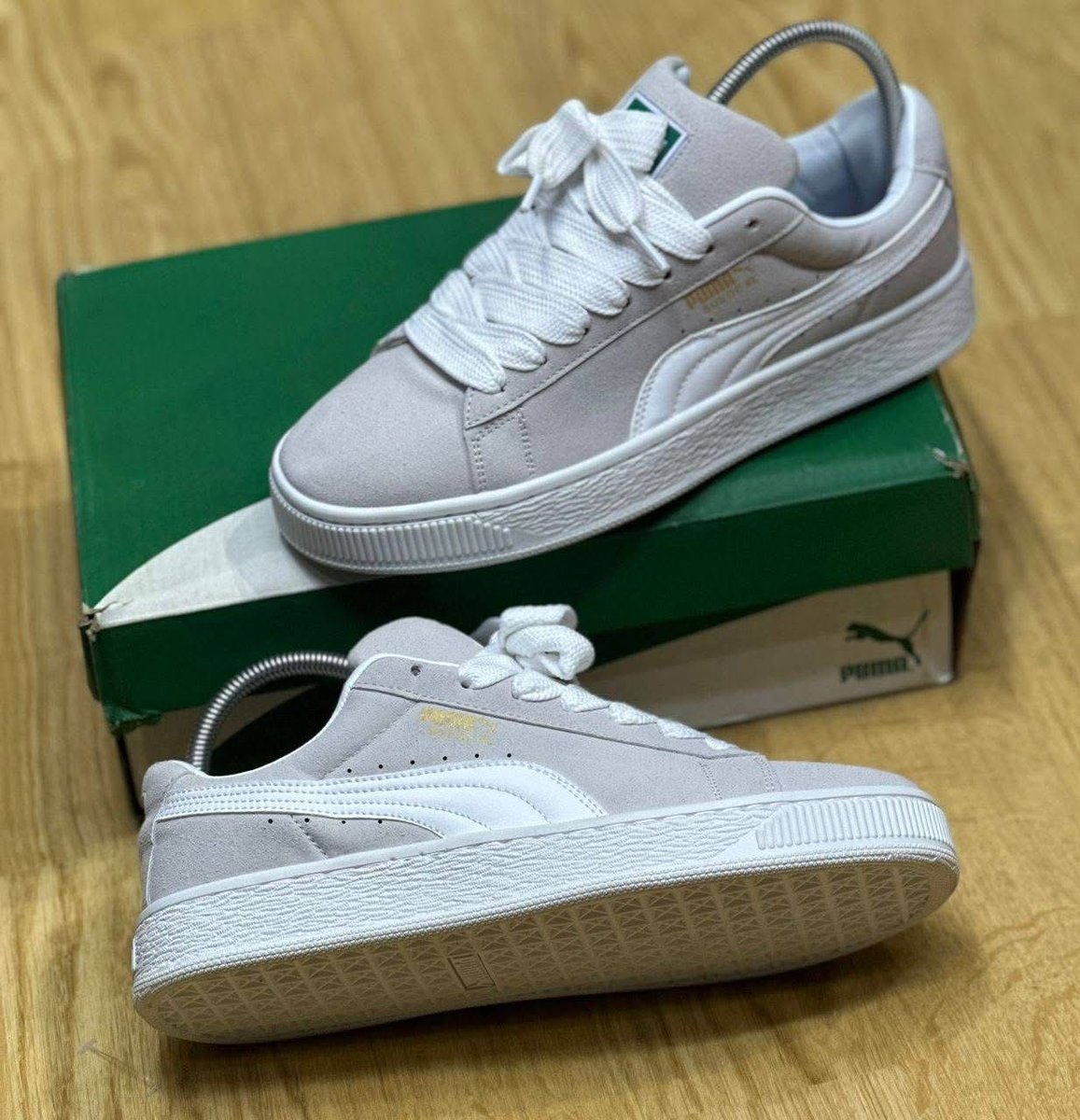 sow1_A's tweet image. Coucou tout le monde🫶🏾

✨ Nouvelles paires disponibles ! ✨
• Puma  🏷️11.000 F
• ASICS 🏷️12.000 F
• New Balance 530 🏷️13.000 F

Disponible en d’autres couleurs si vous êtes intéressés, écrivez-moi en DM 💕

RT pour donner de la visibilité svp 🥹🙏🏽