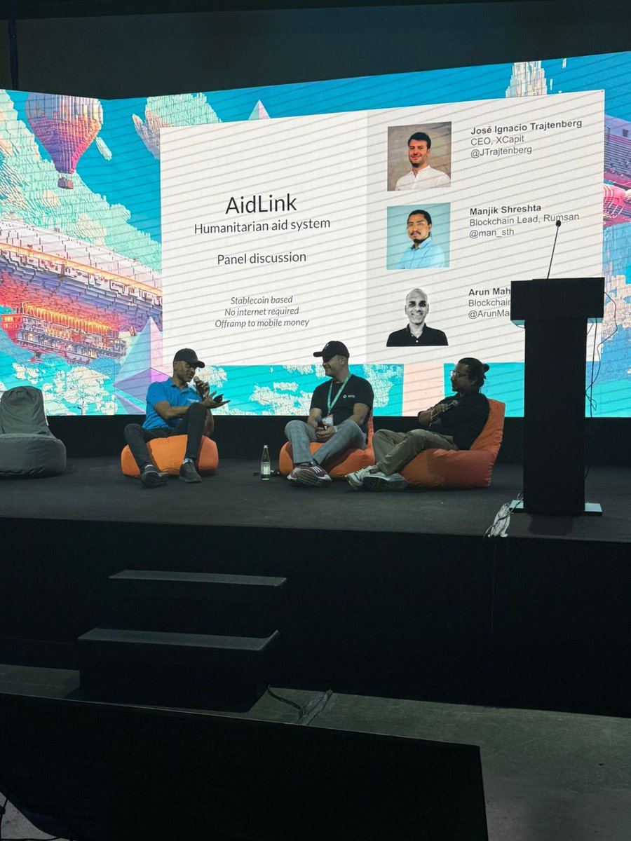 xcapit_'s tweet image. Builder vibes at #Devconnect. Proud to be part of a space that moves the ecosystem forward.
@EFDevcon @fboiero @JoseTrajtenberg