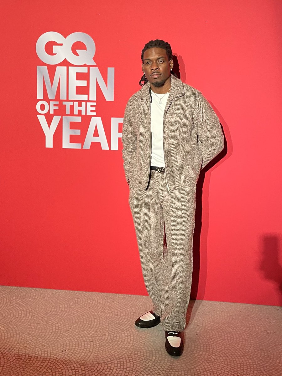 kennwadiogbu's tweet image. While some people are fighting inside plane, some of us are going to GQ Men of the Year