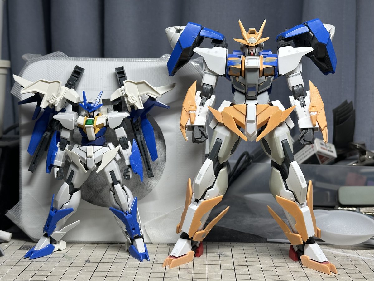 prpr0201's tweet photo. 久々進捗
すね周りと足首の加工は終わり
つま先まで着手して今日はターンエンド

踵の可動が課題なのよね
ラッシュモードのハイヒールをどうしようかしら……🤔 https://t.co/Oqc7FAoVHO