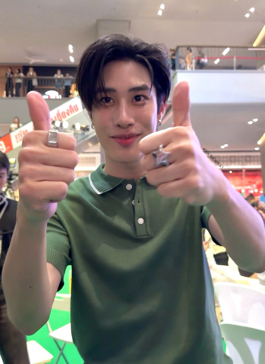 Hellobroamgo's tweet image. ของขวัญเรียนจบที่ดีที่สุดเลยนะ ♡
— จะเรียนจบแล้วอวยพรได้ม๊าย
💚 อุ้ย เก่งมาก เก่งมากๆ สุดยอด
🩷 อ่ย เก่งมากค้าบ ยินดีด้วยล่วงหน้าเลยน้า

꒰ ⁺⋆ #TleFirstone °˖✧
‧⁺◟꒰ #TLE_mtm  #Firstone  ꒱˚ ༘♡
@TLE_mtm @firstone_wnk