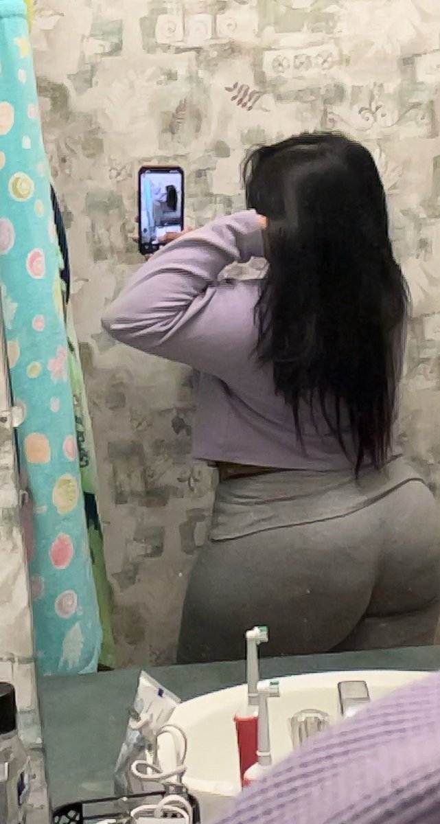 itzmonzzy's tweet image. goodmorning to the employed gamers only