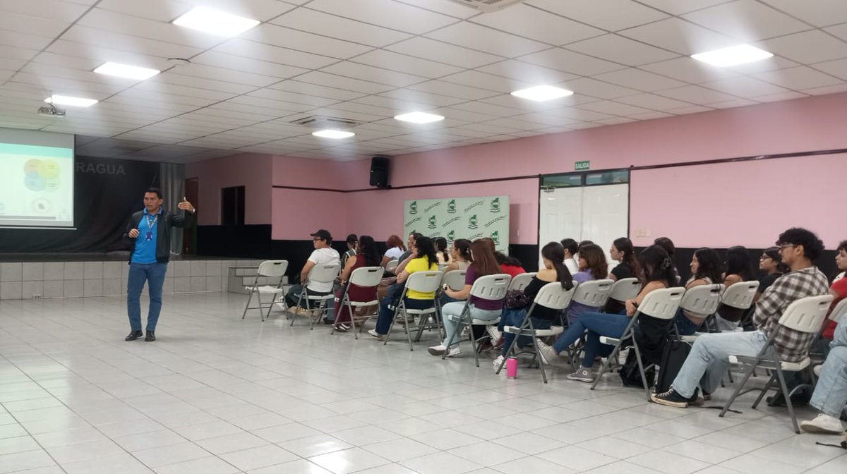 ucn_central's tweet image. UCN Central realizó la Capacitación en Empleabilidad, brindando a estudiantes de tercer año herramientas para CV, entrevistas, habilidades blandas y orientación laboral. Una formación clave para fortalecer sus competencias profesionales. Más en: ucn.edu.ni/noticias/…