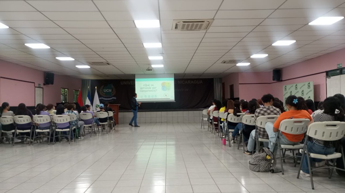 ucn_central's tweet image. UCN Central realizó la Capacitación en Empleabilidad, brindando a estudiantes de tercer año herramientas para CV, entrevistas, habilidades blandas y orientación laboral. Una formación clave para fortalecer sus competencias profesionales. Más en: ucn.edu.ni/noticias/…