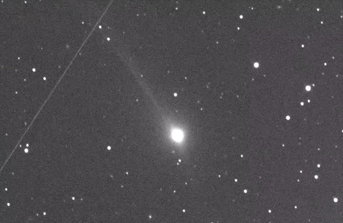 fabriziocolista's tweet image. #3IATLAS #Comet #VirtualTelescope

🛰️Aggiornamento N.9 per 3I/Atlas📷☄️

Questo il nostro appuntamento con 3I/Atlas, il visitatore interstellare attratto dalla gravità del nostro Sole e quindi costretto a &quot;sfiorare&quot; un piccolo pianeta abitato chiamato #Terra.

Oggi osserviamo la…