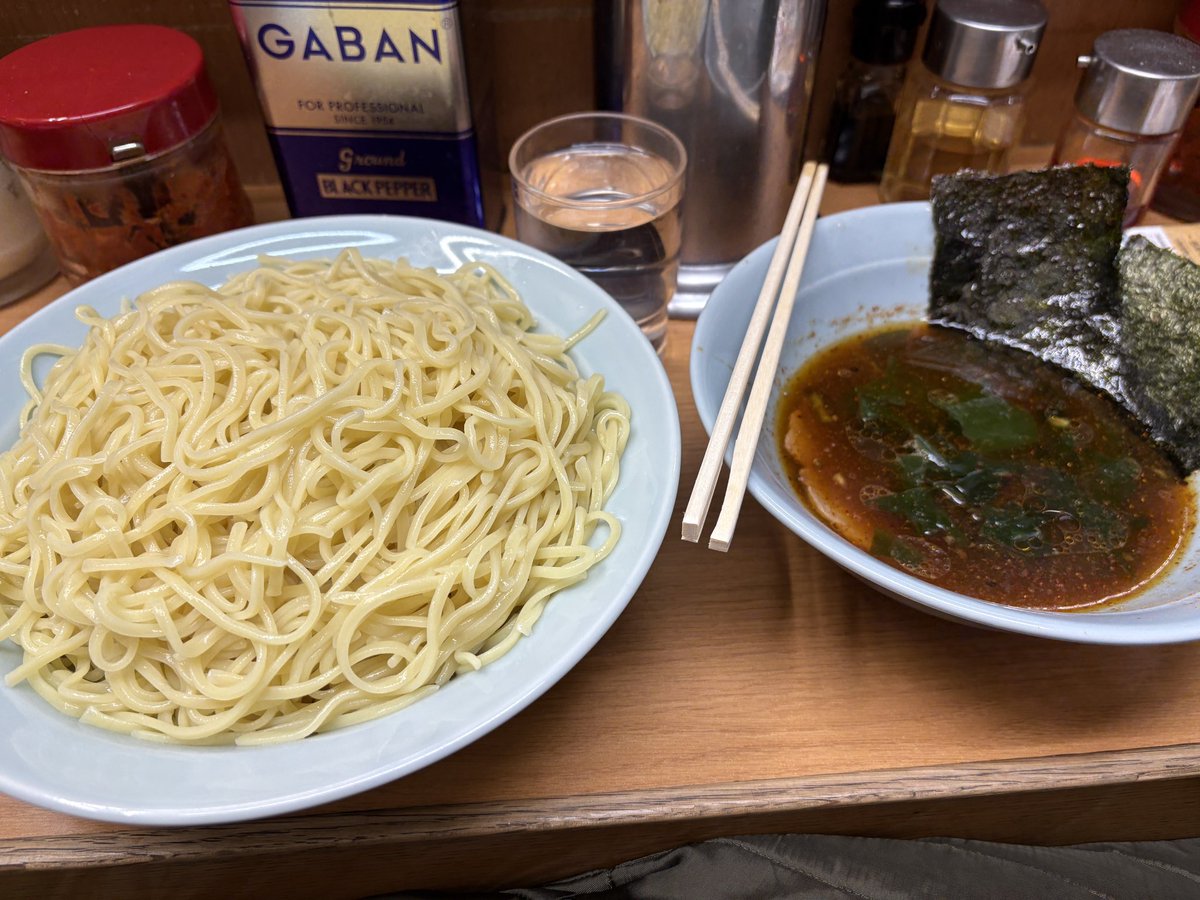 深夜になかむら屋を決めるなどというコロナ禍を彷彿させるムーブ