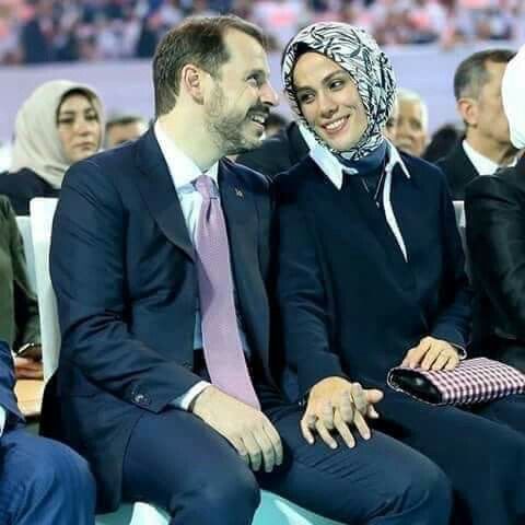 benim favim berat enisteyle esra abla (konuyla alakali alakasiz